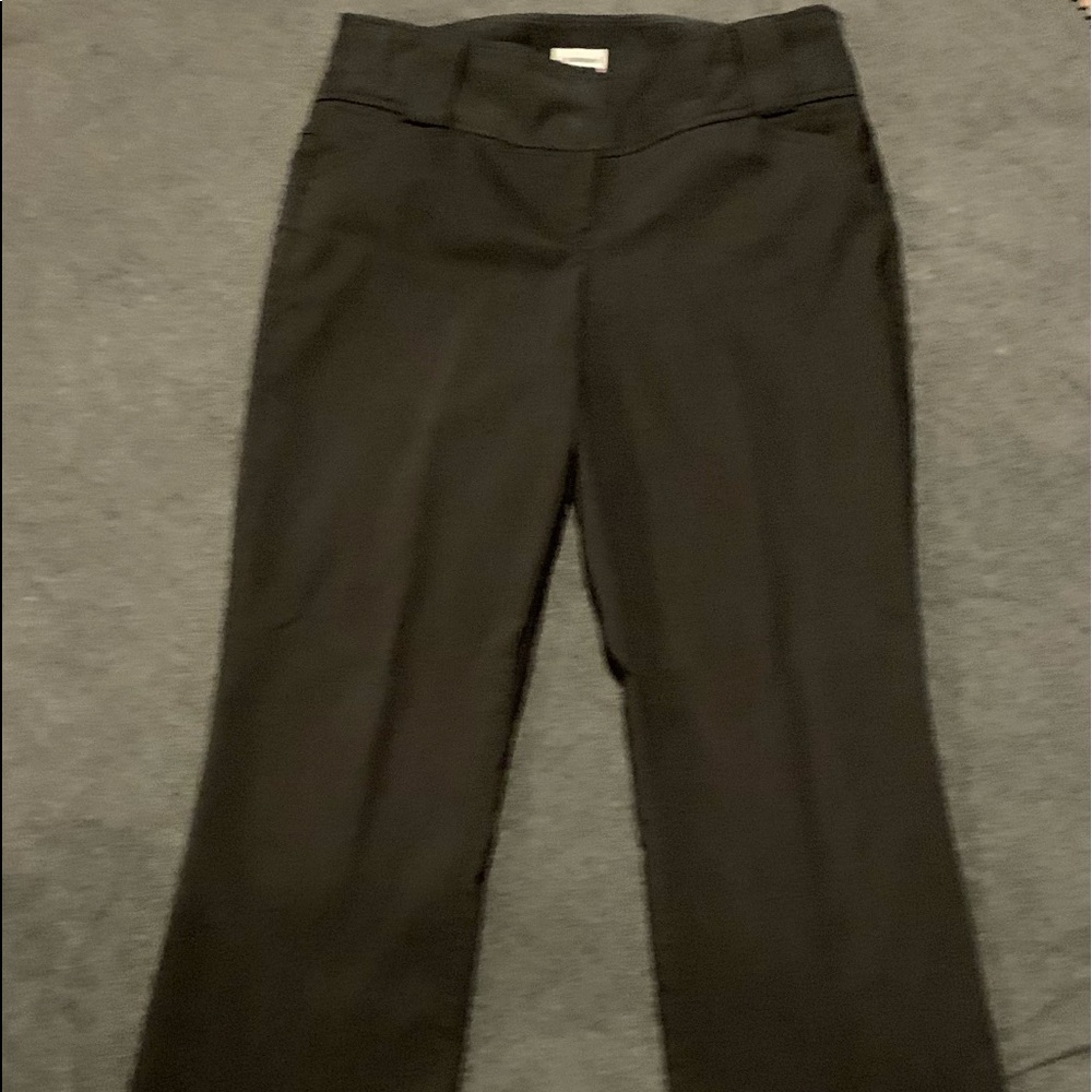 Woman’s juniors size 11 gray dress pants. Flair bottom